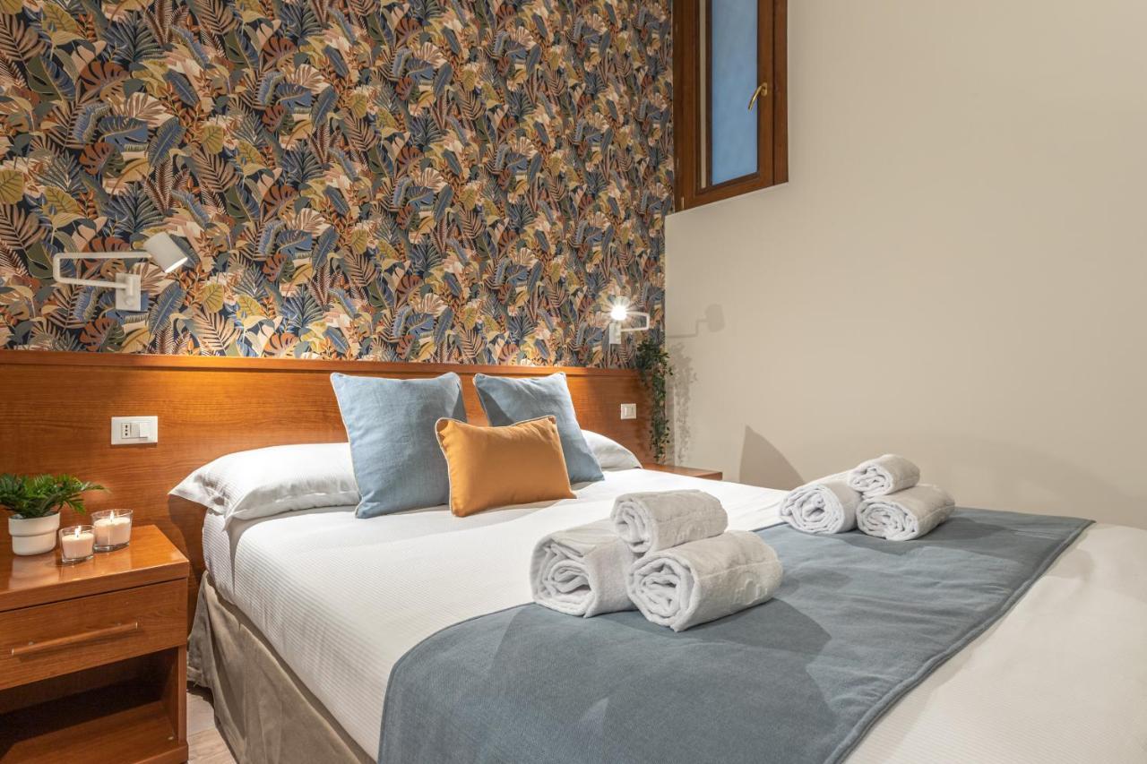 Vittoria Garden Suites Rom Exteriör bild